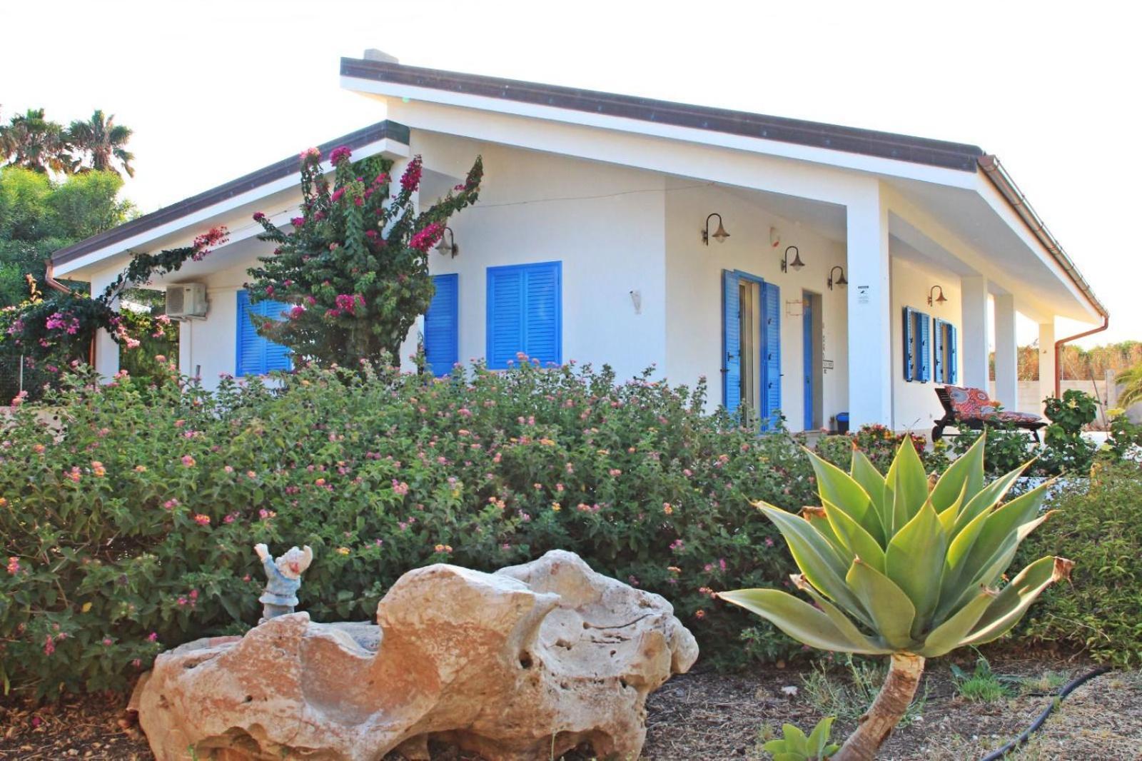 Villa Soleado, Marzamemi - Sea Front Villa レイタニ エクステリア 写真