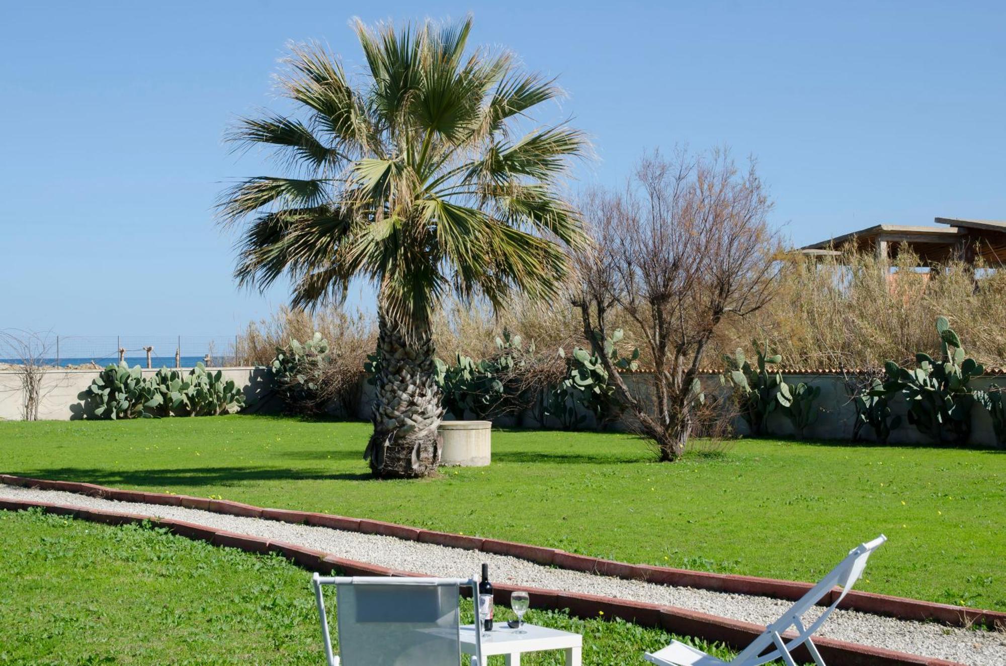 Villa Soleado, Marzamemi - Sea Front Villa レイタニ エクステリア 写真
